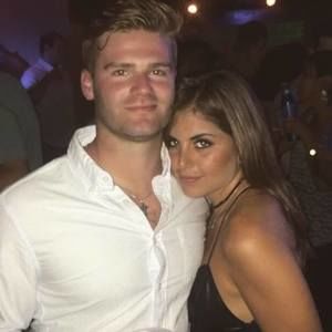 Meet your Posher, Ali